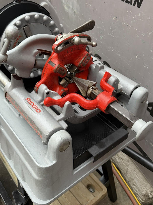 Ridgid 535 V3 Pipe Threader 1/2"-2" Threading Machine 811A Dies Cart