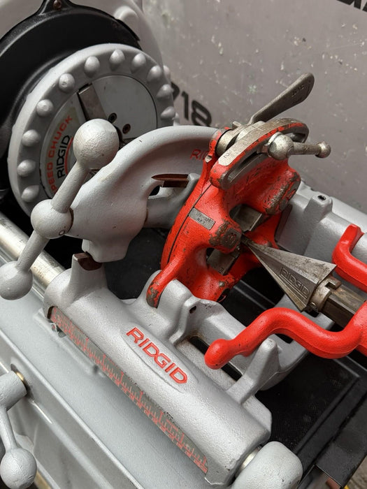 Ridgid 535 V3 Pipe Threader 1/2"-2" Threading Machine 811A Dies Cart
