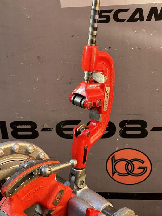 Ridgid 300 Pipe Threader Complete + 811 Die, 141 Threader, 460 Tripod + More WOW et4