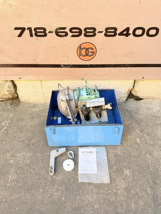 SKY CLIMBER ALPHA 1000 PNEUMATIC AIR OPERATED HOIST + CASE