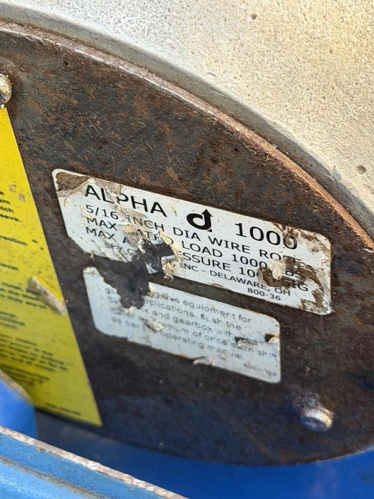 SKY CLIMBER ALPHA 1000 PNEUMATIC AIR OPERATED HOIST + CASE