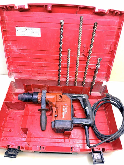 Hilti TE25 Rotary Hammer Drill Tool with Case + 5 Extra Drill Bits!