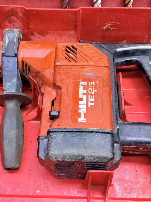 Hilti TE25 Rotary Hammer Drill Tool with Case + 5 Extra Drill Bits!