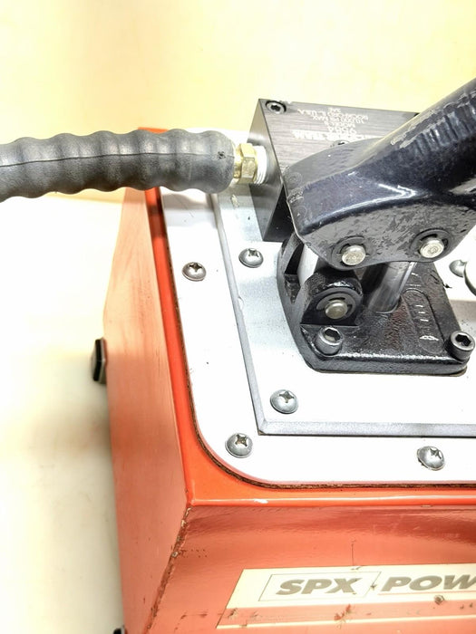 P460 SPX Power Team Hand Pump, 2 Speed 0.294-7.35 Cu.in Stroke Mint