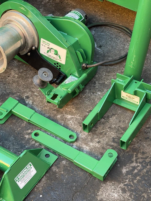 NEW STYLE Greenlee 686 640 4000 LBS Tugger Cable Puller Set ***MINT***