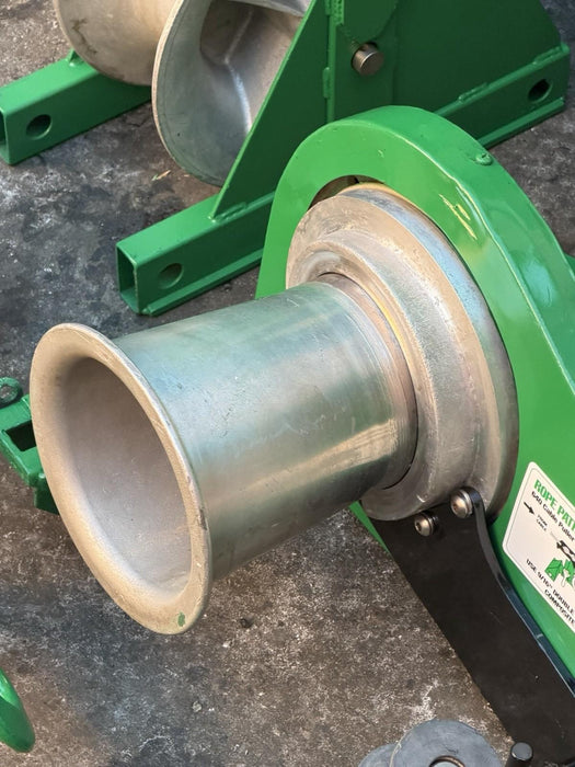 NEW STYLE Greenlee 686 640 4000 LBS Tugger Cable Puller Set ***MINT***