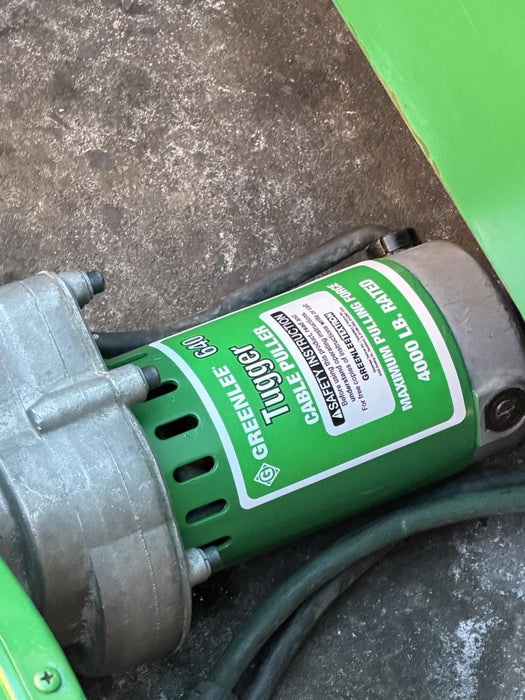 NEW STYLE Greenlee 686 640 4000 LBS Tugger Cable Puller Set ***MINT***