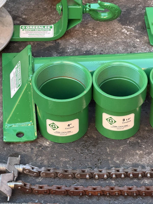 NEW STYLE Greenlee 686 640 4000 LBS Tugger Cable Puller Set ***MINT***