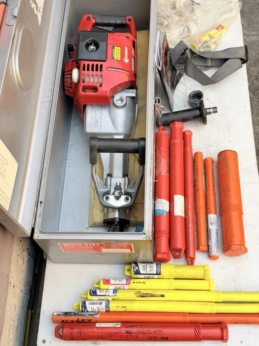 PETROL KANGO 978S DEMOLITION JACK HAMMER BREAKER GAS POWERED + CASE CHISELS MINT