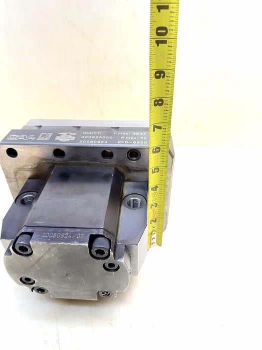 Gnutti Centering Hydraulic Clamping Vice Stationary Power Chuck 3537 daN For CNC