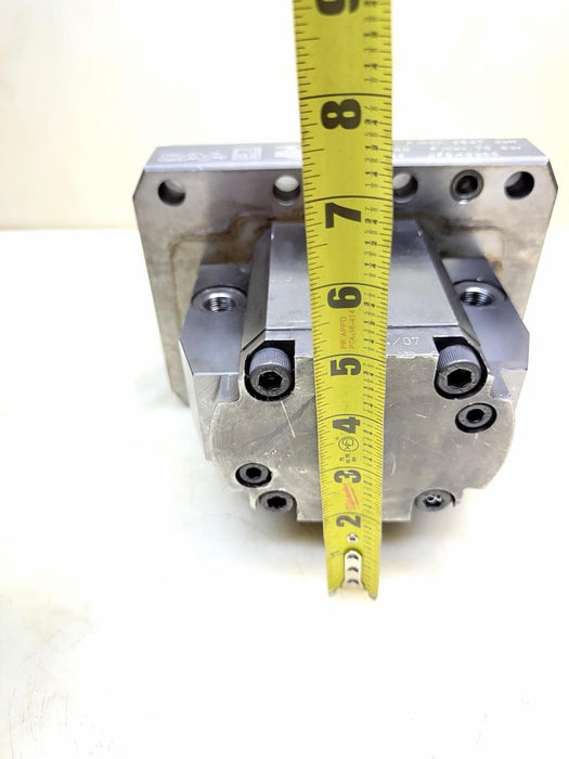 Gnutti Centering Hydraulic Clamping Vice Stationary Power Chuck 3537 daN For CNC