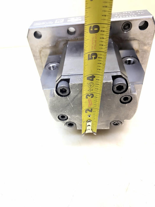 Gnutti Centering Hydraulic Clamping Vice Stationary Power Chuck 3537 daN For CNC