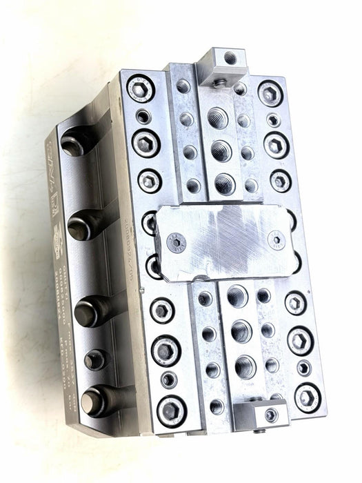 Gnutti Centering Hydraulic Clamping Vice Stationary Power Chuck 3537 daN For CNC