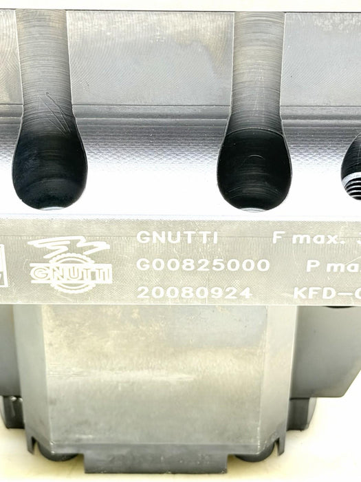 Gnutti Centering Hydraulic Clamping Vice Stationary Power Chuck 3537 daN For CNC