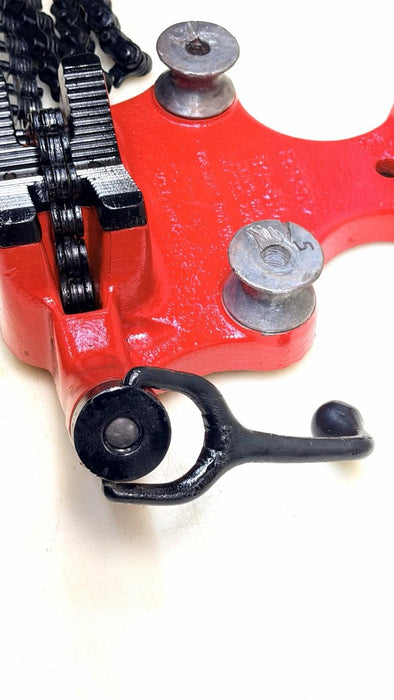 Ridgid BC810 Pipe Vise, Chain Clamp, Bench Mount, 1/2" - 8" Capacity #5