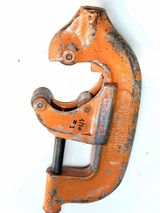 Ridgid No. 4-S Heavy Duty Pipe Cutter, 2" to 4" Pipe Used / Works Good #3