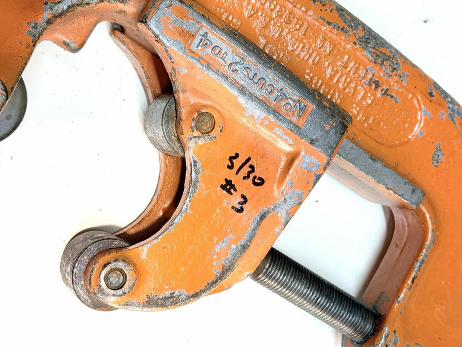 Ridgid No. 4-S Heavy Duty Pipe Cutter, 2" to 4" Pipe Used / Works Good #3