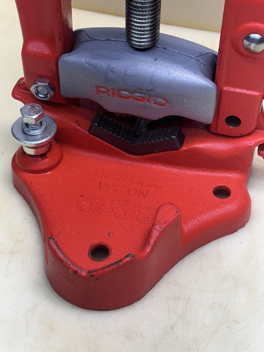 RIDGID Tools USA ~ 25A Bench Yoke Pipe Vise ~ 812-332-526 ~ 1/8" to 4" MINT