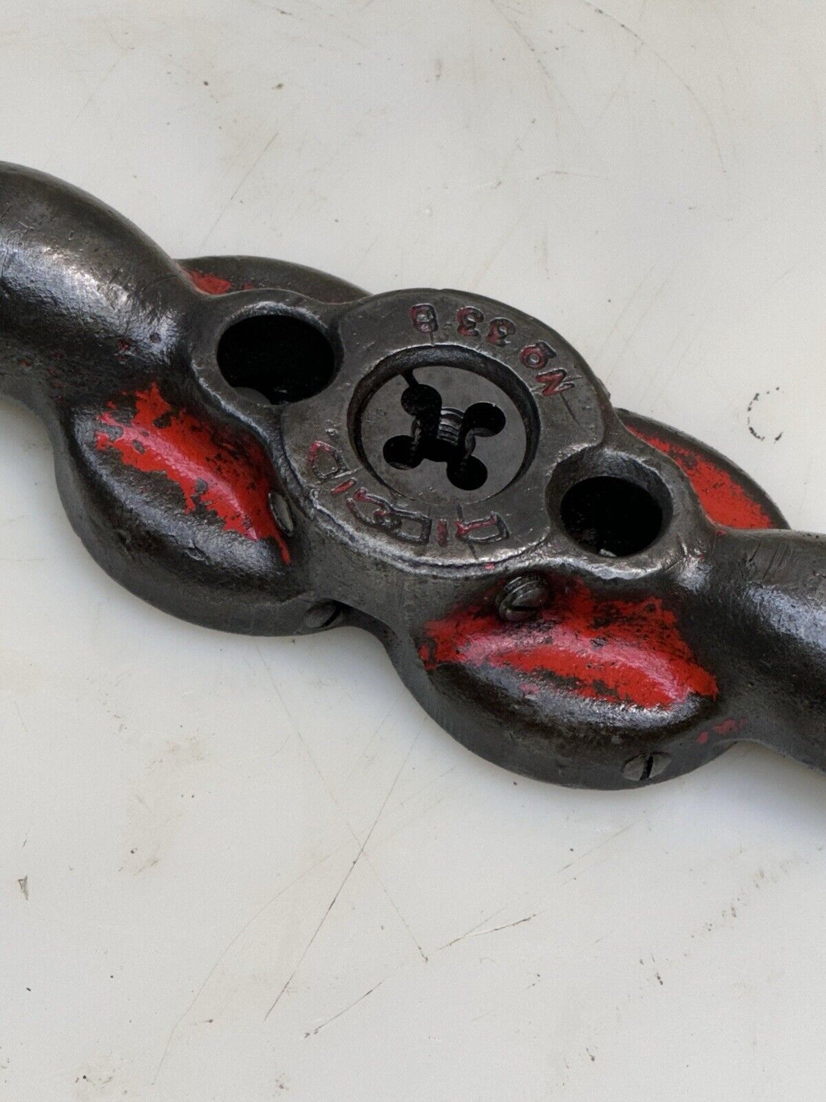 Ridgid 33-B 3 Way Manual Bolt Die Pipe Threader 1/2-13, 5/8-11, 3/8-16 ...