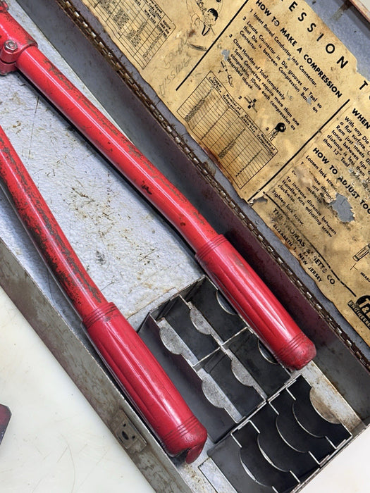 T&B TBM8 THOMAS & BETTS  WIRE CABLE HAND CRIMPER WITH 8 DIES AND Steel Box #BG7