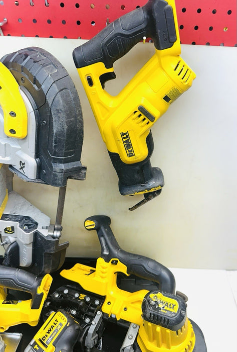 Dewalt 20V MAX XR 5.0 Ah Cordless Lithium-Ion 11-Tool Combo Tool Set + Batteries