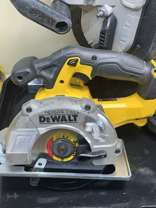 Dewalt 20V MAX XR 5.0 Ah Cordless Lithium-Ion 11-Tool Combo Tool Set + Batteries