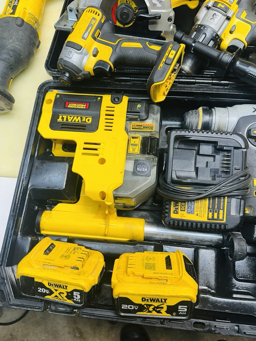 Dewalt 20V MAX XR 5.0 Ah Cordless Lithium-Ion 11-Tool Combo Tool Set + Batteries