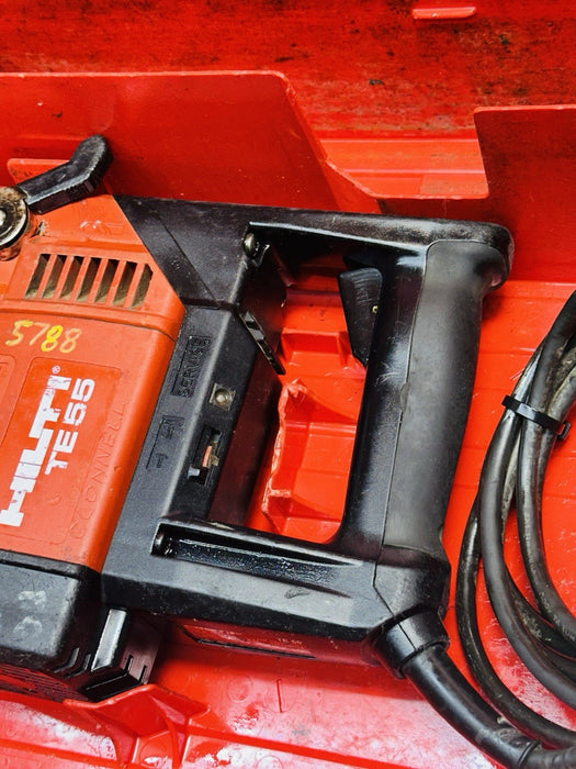 Hilti TE55 Corded 115V Rotary Hammer Drill W/ 4 Hilti Bits And Case
