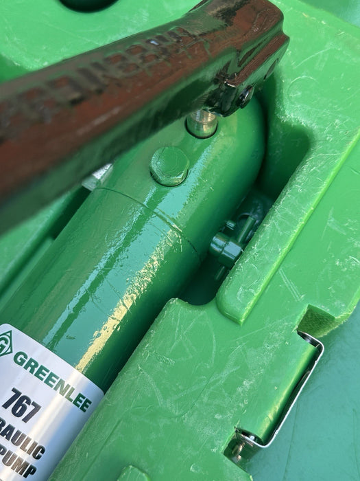 Greenlee 7310 SB Slug Buster KO Knockout Punch Set 1/2" - 4" , 767 Pump Case BG6