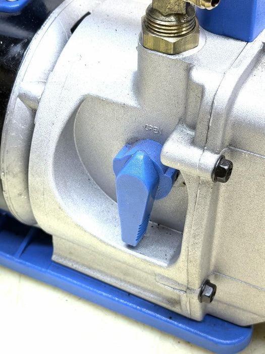 Robinair 15600 SPX Cooltech 6 CFM Vacuum Pump