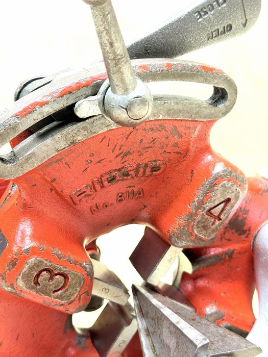 Ridgid 300 Carriage Pipe Cutter, Reamer, 811 Die, Handle 100% Genuine Nice  BG3