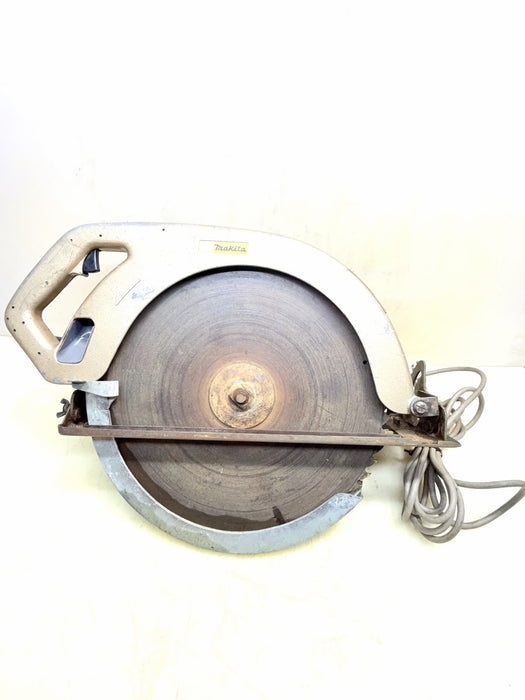 Makita 5402-A 16-5/16" Blade Beam Saw in Great Condition 415mm Circular Saw