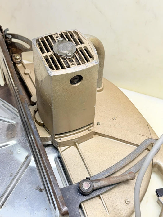 Makita 5402-A 16-5/16" Blade Beam Saw in Great Condition 415mm Circular Saw