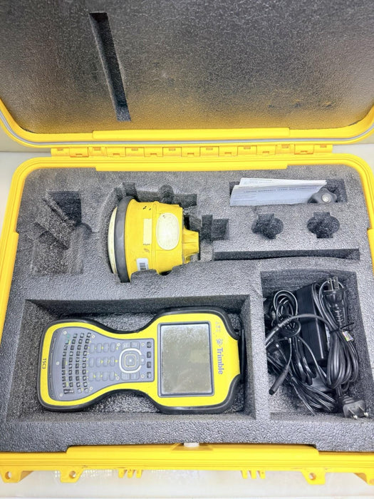 Trimble SPS985 GNSS Rover w/ TSC3 SCS900 | UHF