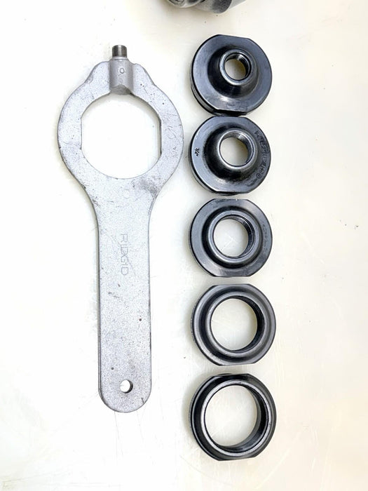 Ridgid 51005 819 1/2" - 2" NPT Nipple Chuck Kit, For Threading 1224 , 300, 1822