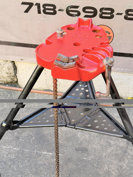 Ridgid 450 1/8 to 5 inch Tripod Pipe Vise for Rigid Pipe Great Shape #1