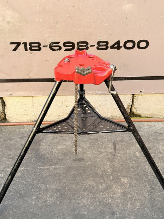 Ridgid 450 1/8 to 5 inch Tripod Pipe Vise for Rigid Pipe Great Shape #2