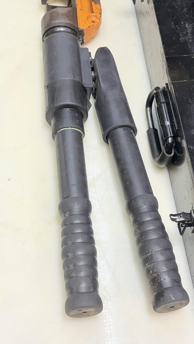 Burndy Y750 Revolver Hypress Crimper with Dies And Case