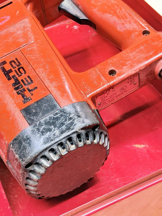 HILTI TE 52 HAMMER DRILL CORDER EITH CASE SDS MAX
