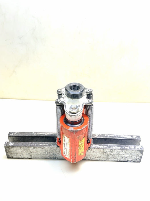 RT302 SPX Power Team enerpac porta power jack, 30 Ton, 2-1/2" Stroke Tested #2