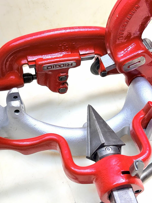 Ridgid 300 Carriage Pipe Cutter, Reamer, 811 Die, Handle, Fully Refurbished #1