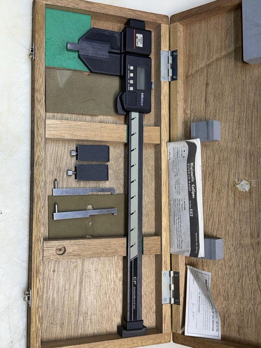 Mitutoyo CFC-12 552-123 Absolute Digital Caliper 0-12" Digimatic