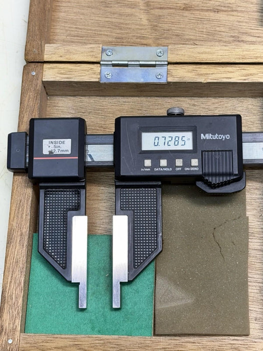 Mitutoyo CFC-12 552-123 Absolute Digital Caliper 0-12" Digimatic