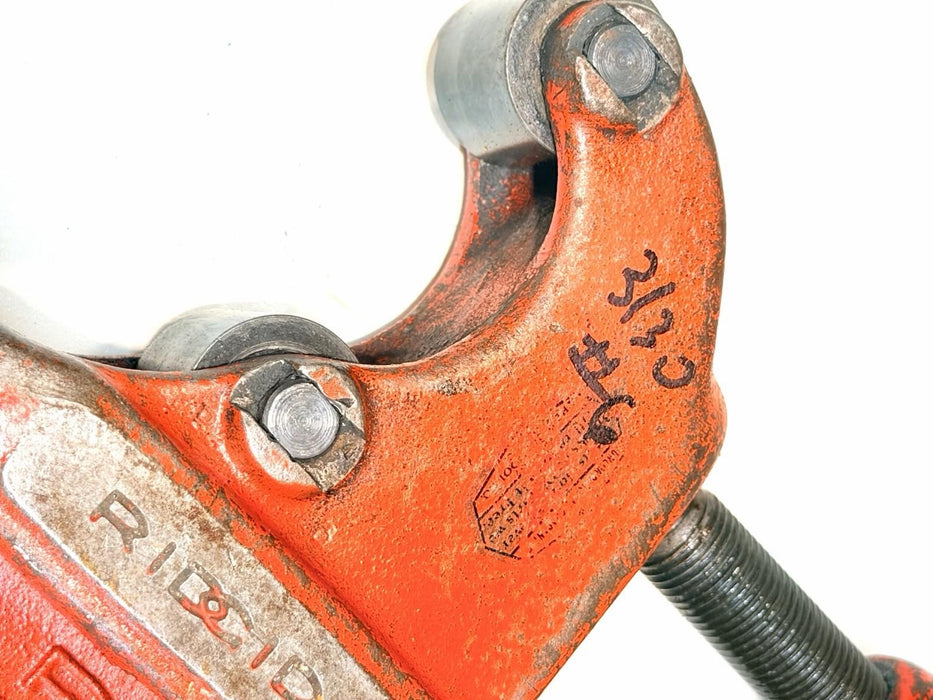 Ridgid No. 4-S Heavy Duty Pipe Cutter, 2" to 4" Pipe Used / Works Good #7