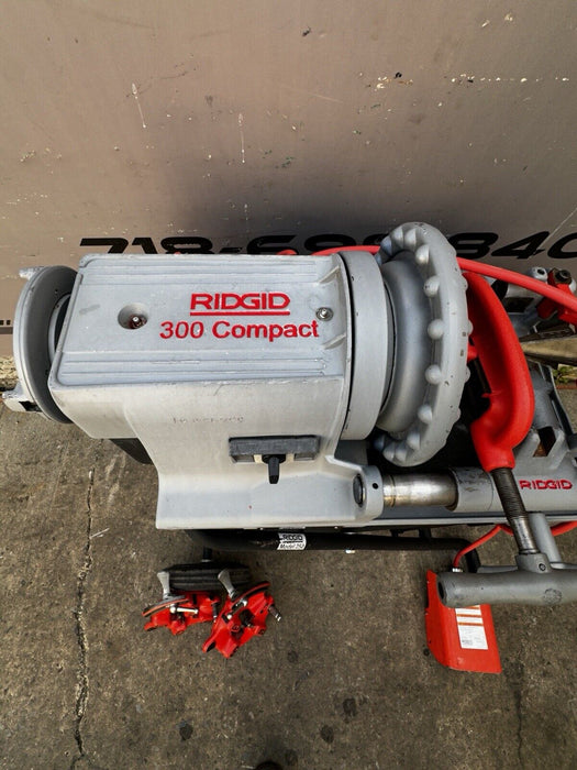 RIDGID 300 COMPACT PIPE THREADING MACHINE  2 DIE HEADS Great Shape 2018 Model