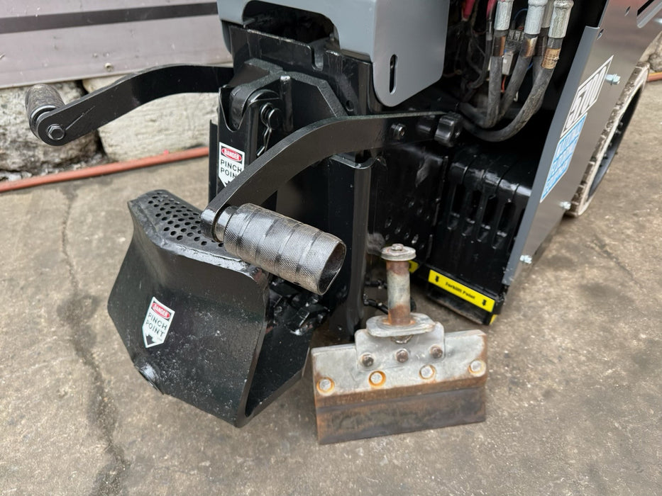 2017  NATIONAL 5700  RIDE ON ELECTRIC FLOOR SCRAPER.