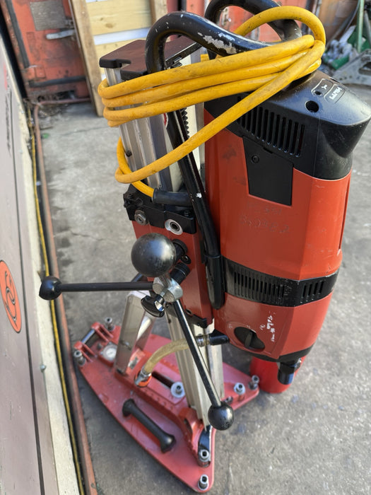 Hilti DD-200 DD200 Core Drill Rig with Core Bits Works Fine et61