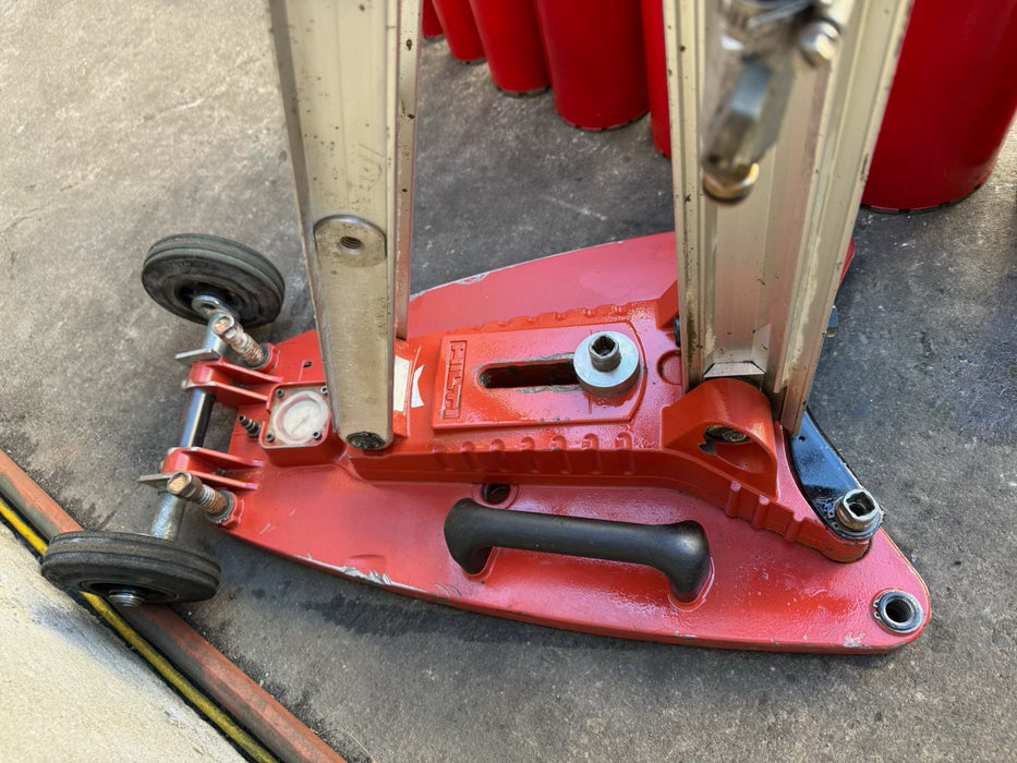 Hilti DD-250 DD200 Core Drill Rig with Core Bits Works Fine et2