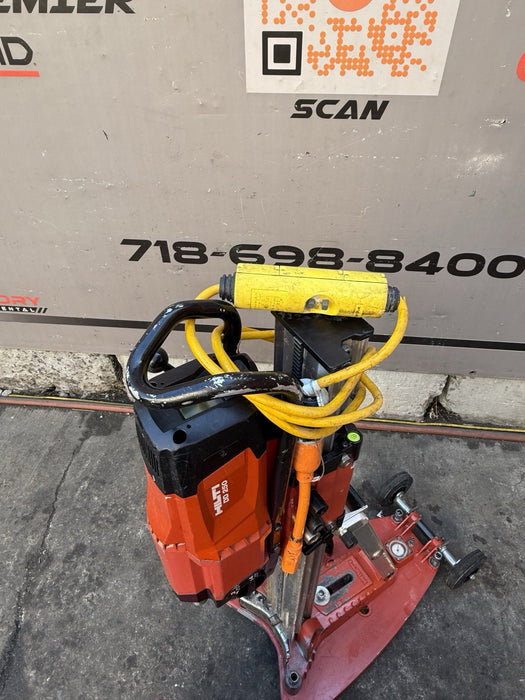 Hilti DD-250 DD200 Core Drill Rig with Core Bits Works Fine