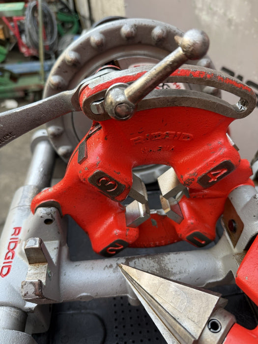 Ridgid 300 Compact Pipe  Threader Machine 1/2” To 2” 2018 Model Works Great